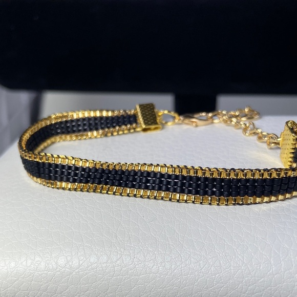 Black and Gold  loom-beaded bracelet Miyuki Delica Seed Beads - Picture 5 of 11